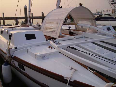 Sailing Catamaran TIKI 38' - Click to zoom.